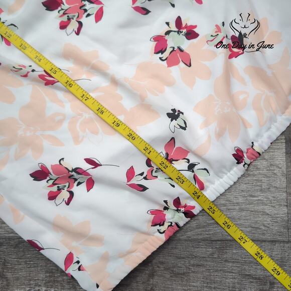 Liz Claiborne Sleeveless Floral Top Size L - Picture 4 of 5